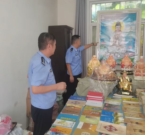 山東警方破獲一貫道組織，信眾有逾30名未成年人。中國邪教網