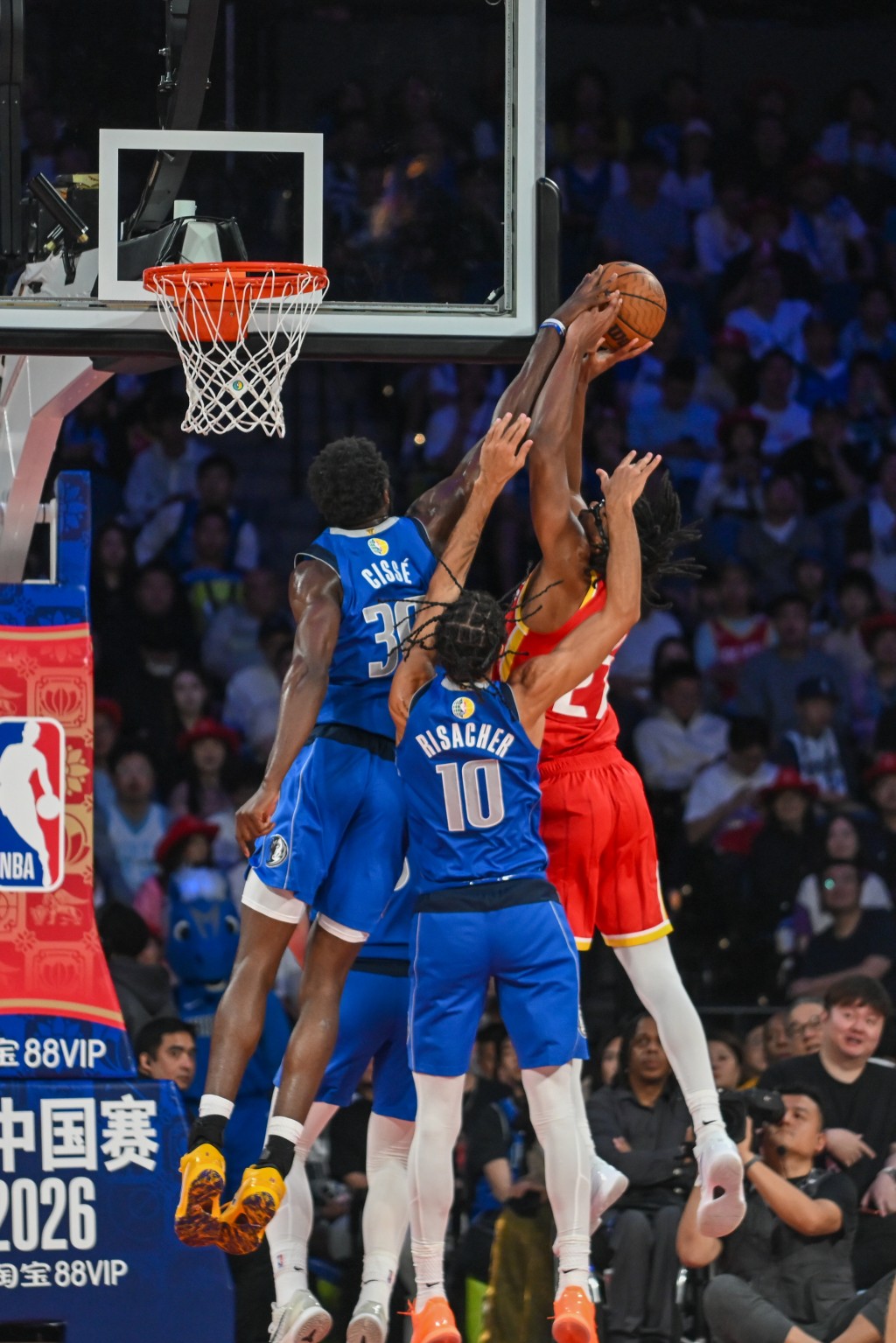 NBA中国赛独行侠vs火箭。魏国谦摄