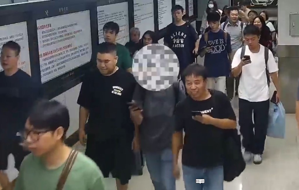 有經羅湖北上男子，被海關發現口含冰毒。海關發布