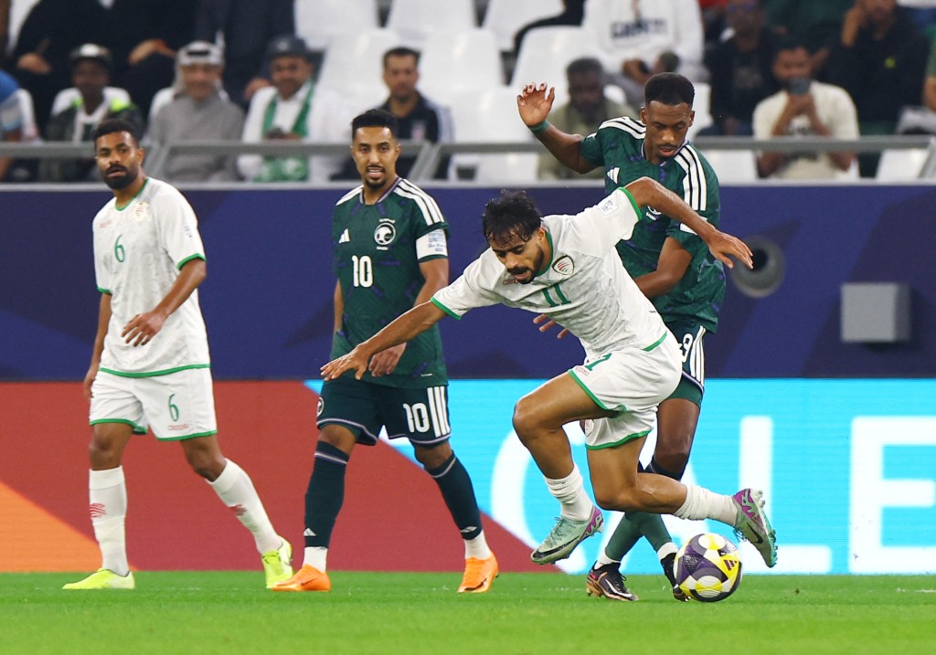 卡塔尔(白衫)争出线难度大，以决赛周首分为目标更实际。路透社