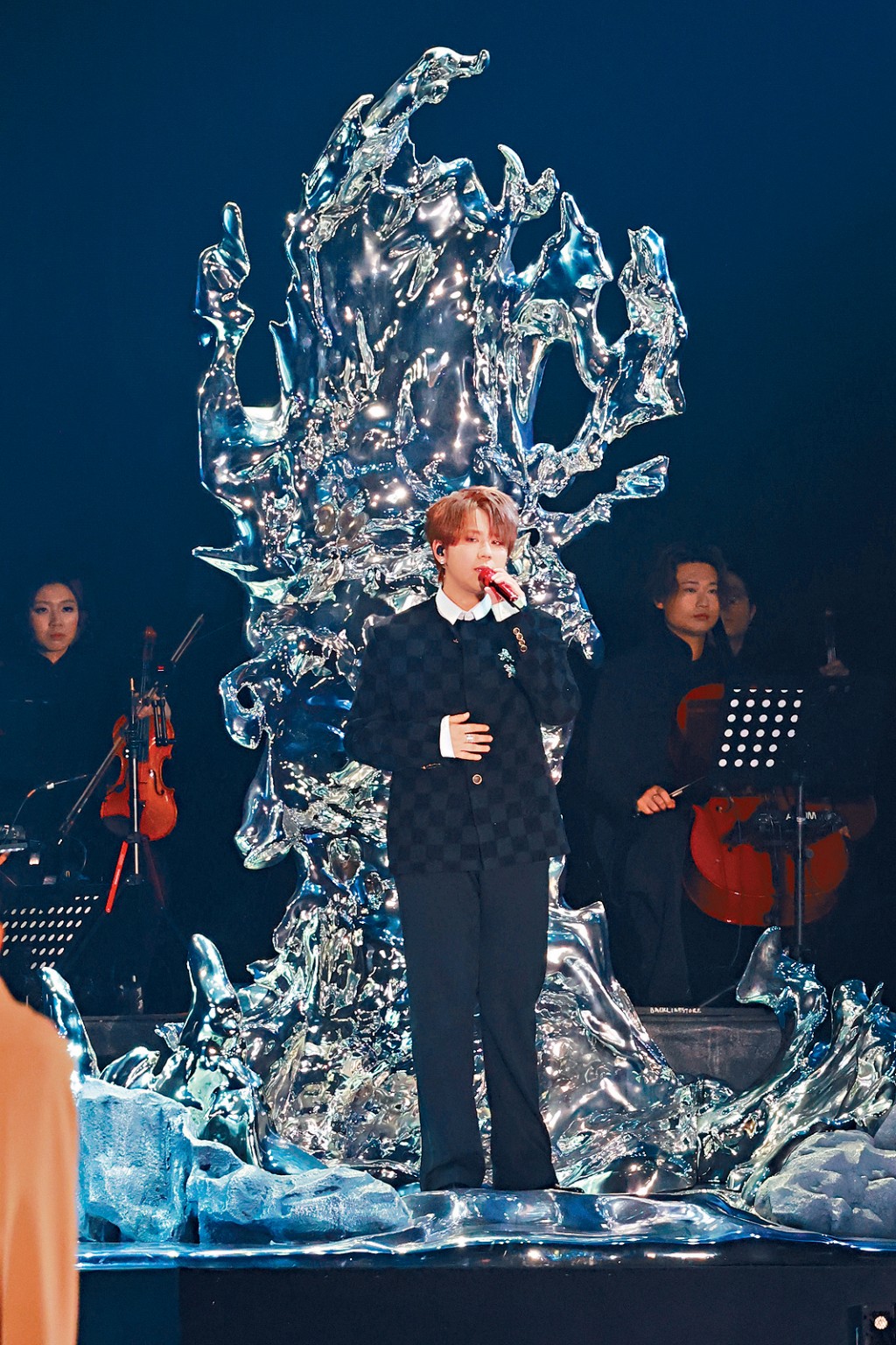 姜濤一連9場的香港演唱會，前晚落幕。