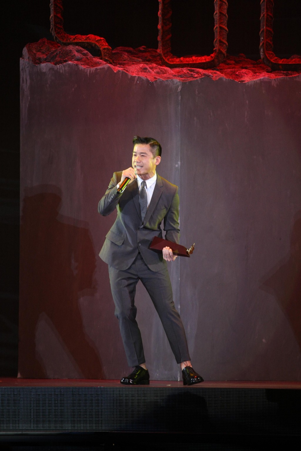 林海峰在「叱咤樂壇流行榜頒獎典禮」上多度奪獎。