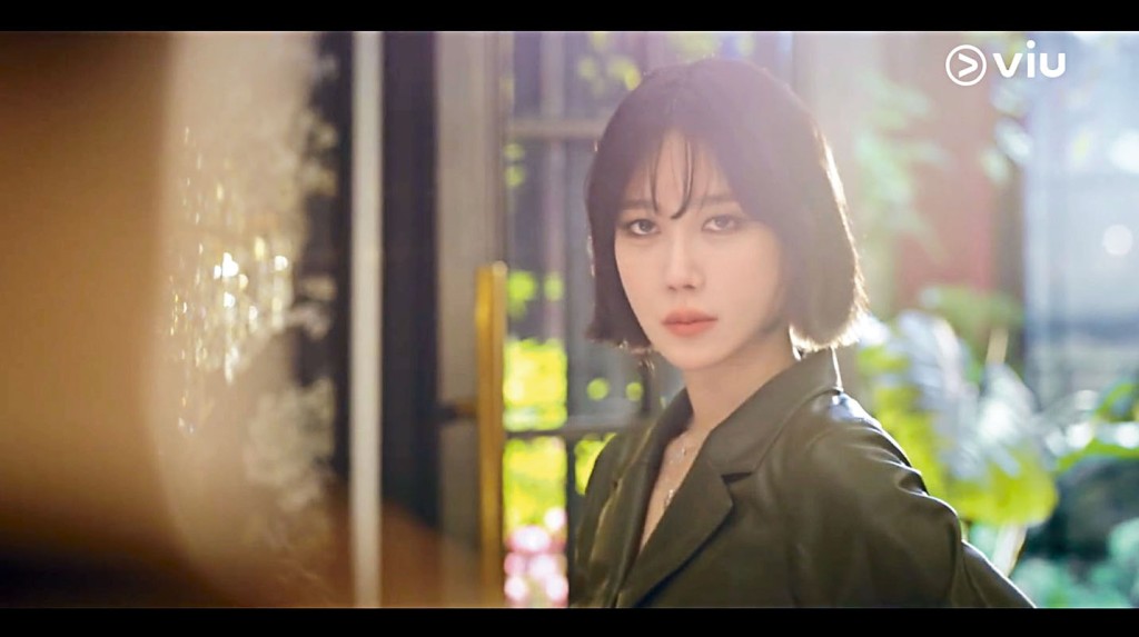 李智雅最新一集的短髮造型令人眼前一亮。