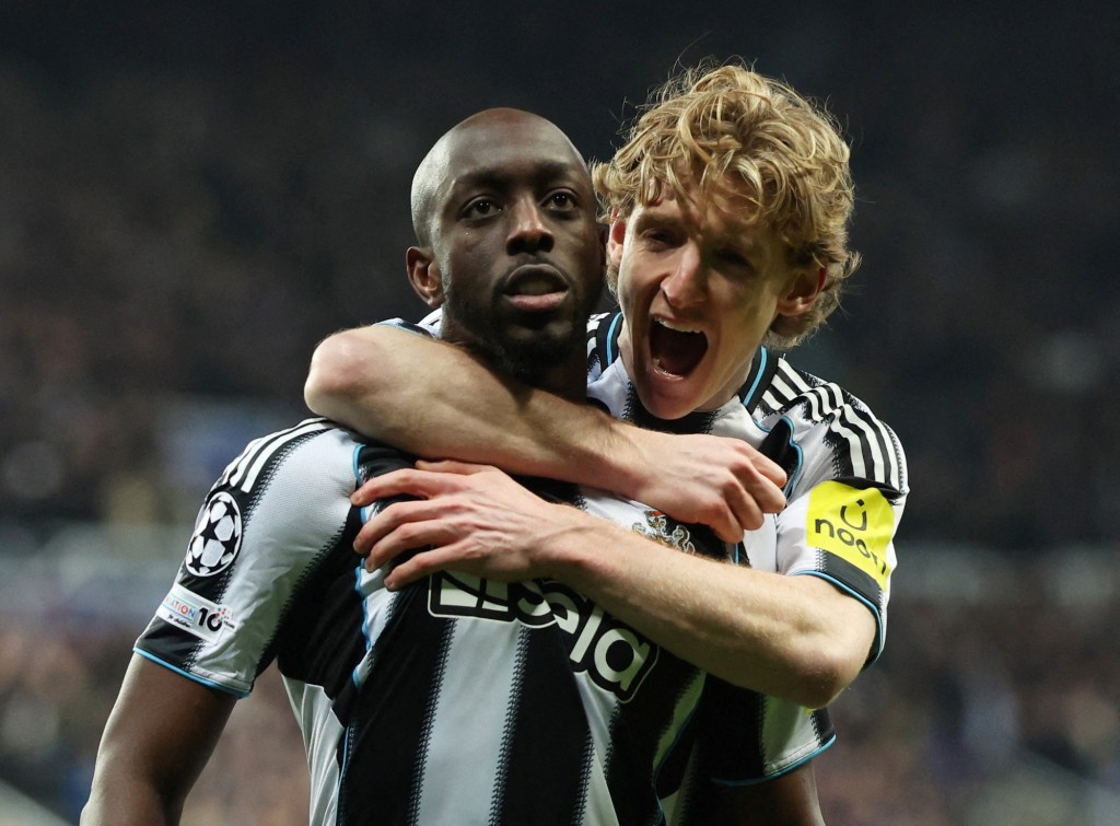 紐卡素暫列第7位。路透社