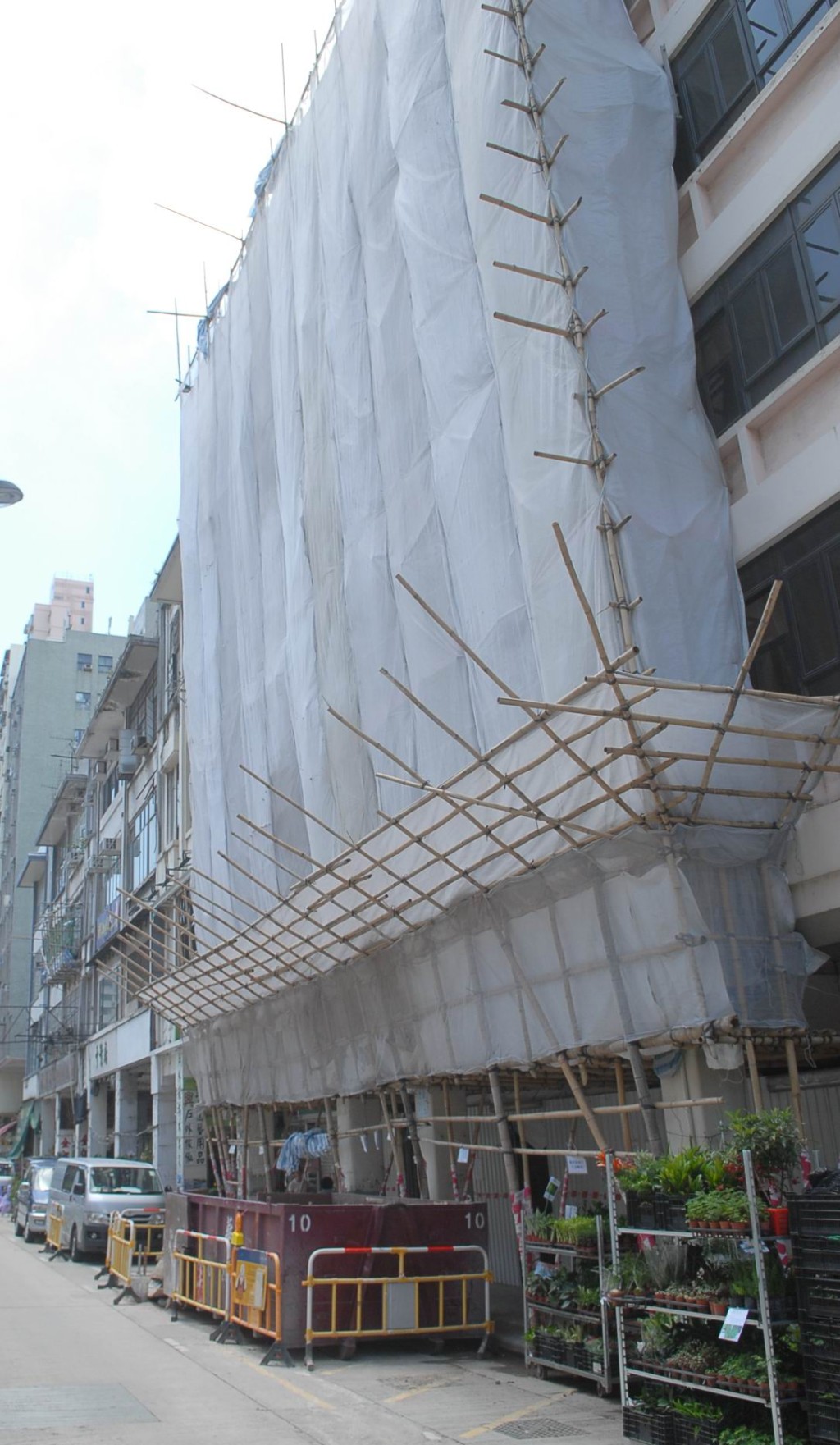 林筱鲁认为巿区低密度旧楼已拆得八八九九，剩馀下来的楼宇，在发展商角度而言无利可图。资料图片
