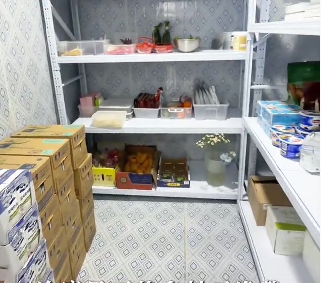 长沙一间蛋糕店被顾客质疑卫生有问题，遭市监局检查后反成最佳宣传。小红书＠1022号蛋糕