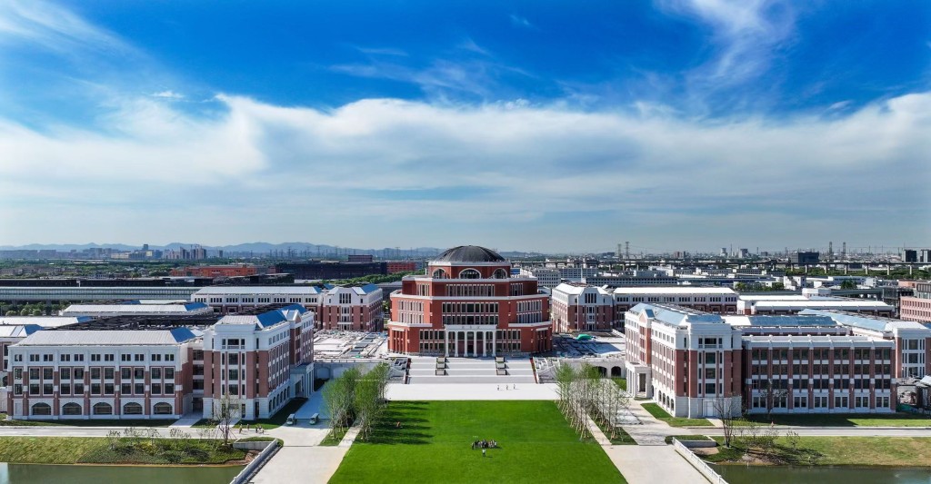 寧波東方理工大學近日正式揭牌。中新社