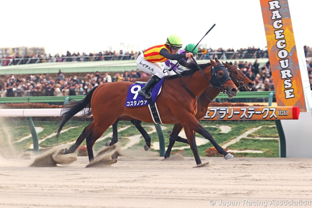 金美琪夥拍「葡北佳景」攻下一級賽二月錦標締造歷史。