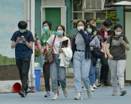 DSE在疫情下開考。資料圖片