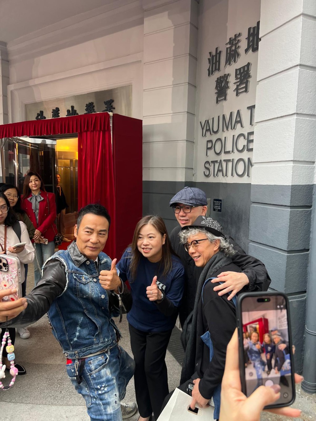 羅淑佩與任達華合照。