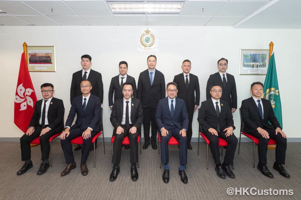 香港海關關長陳子達與泰國海關關長Phantong Loykulnanta於海關總部大樓會面。 香港海關關長陳子達與泰國海關關長Phantong Loykulnanta於海關總部大樓會面。