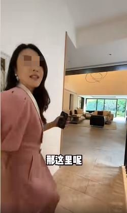 港漂靚媽月租6位數的香港星級豪宅地面層。