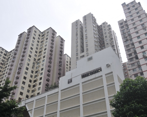 百福花園中層戶660萬沽 低市價約5%