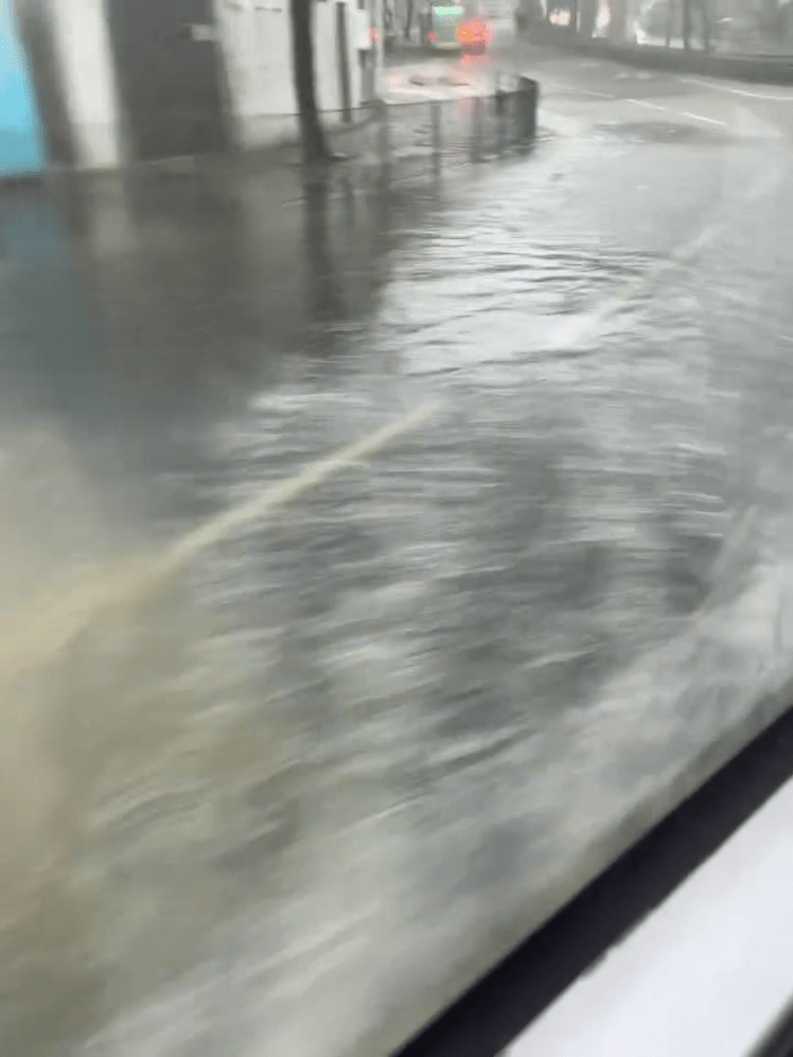 水流急湍 水流急湍