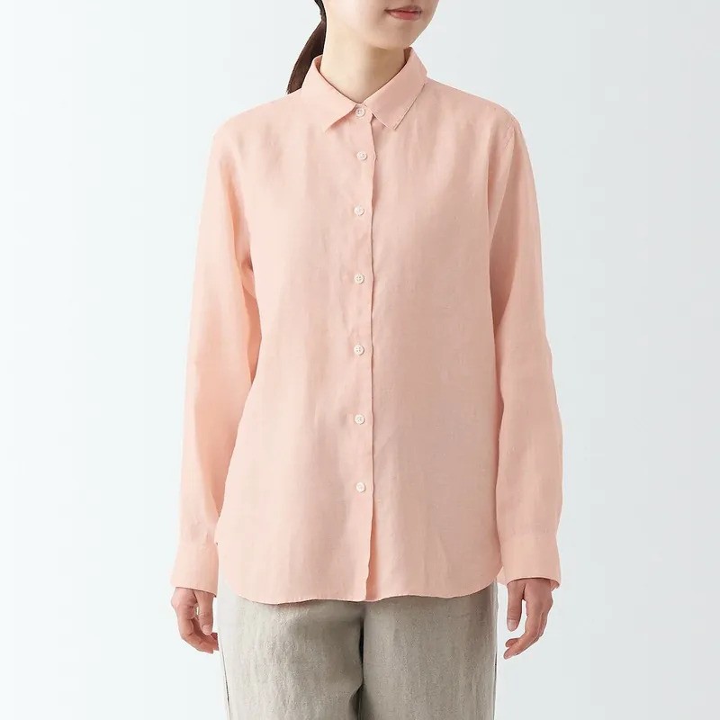 女装洗水麻质长袖裇衫/原价$320、现售$188/MU。