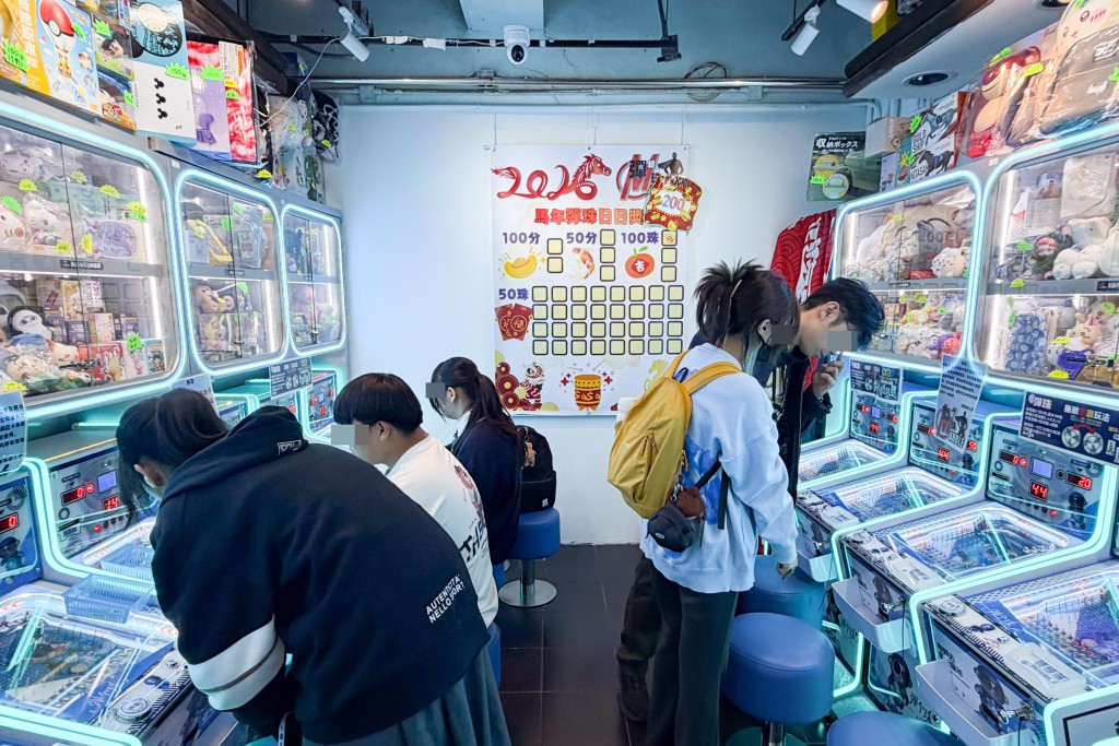 食環署指，過去三個月共接獲17宗有關無牌經營彈珠機店的投訴。