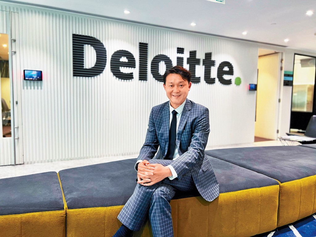 陳文海表示,由於中國外匯管理監管要求,跨境擔保目前無法完全代替維好,但相信維好協議條款一定會逐漸完善。