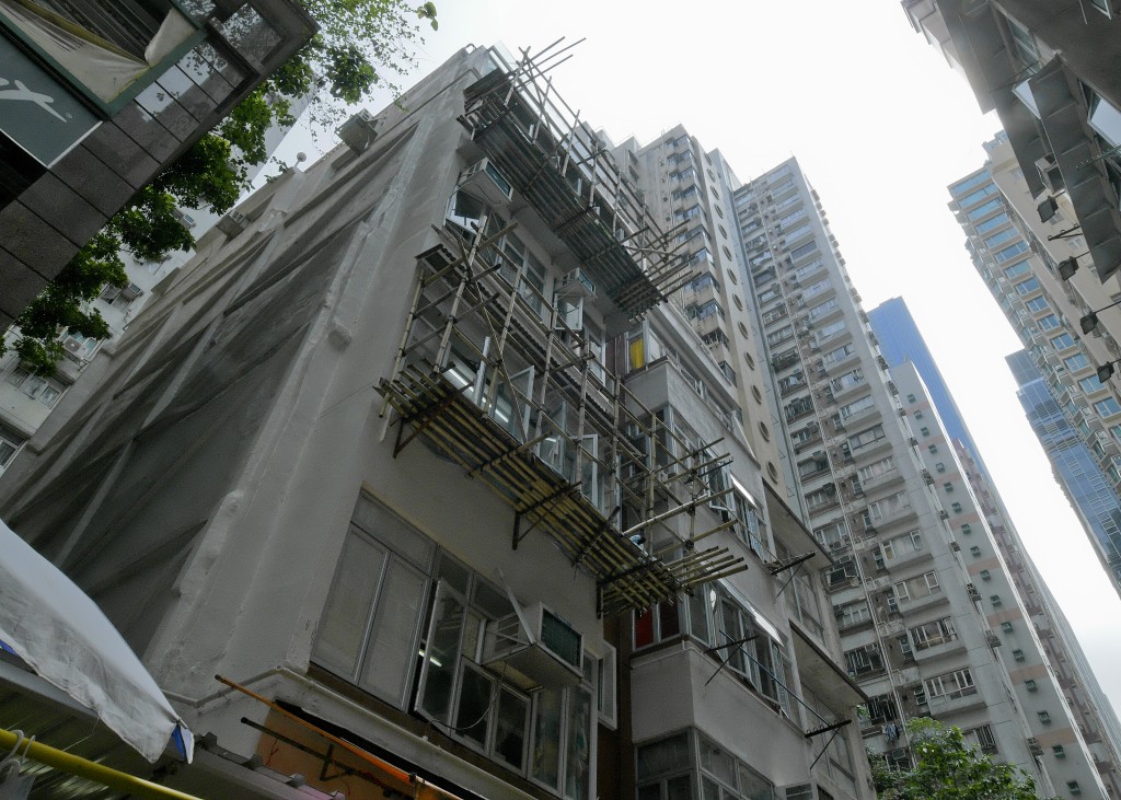 韋志成強調市區更新關鍵在於樓宇復修 。資料圖片 韋志成強調市區更新關鍵在於樓宇復修 。資料圖片