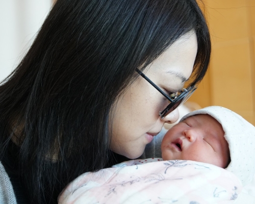 Monie暫當全職媽咪湊女。