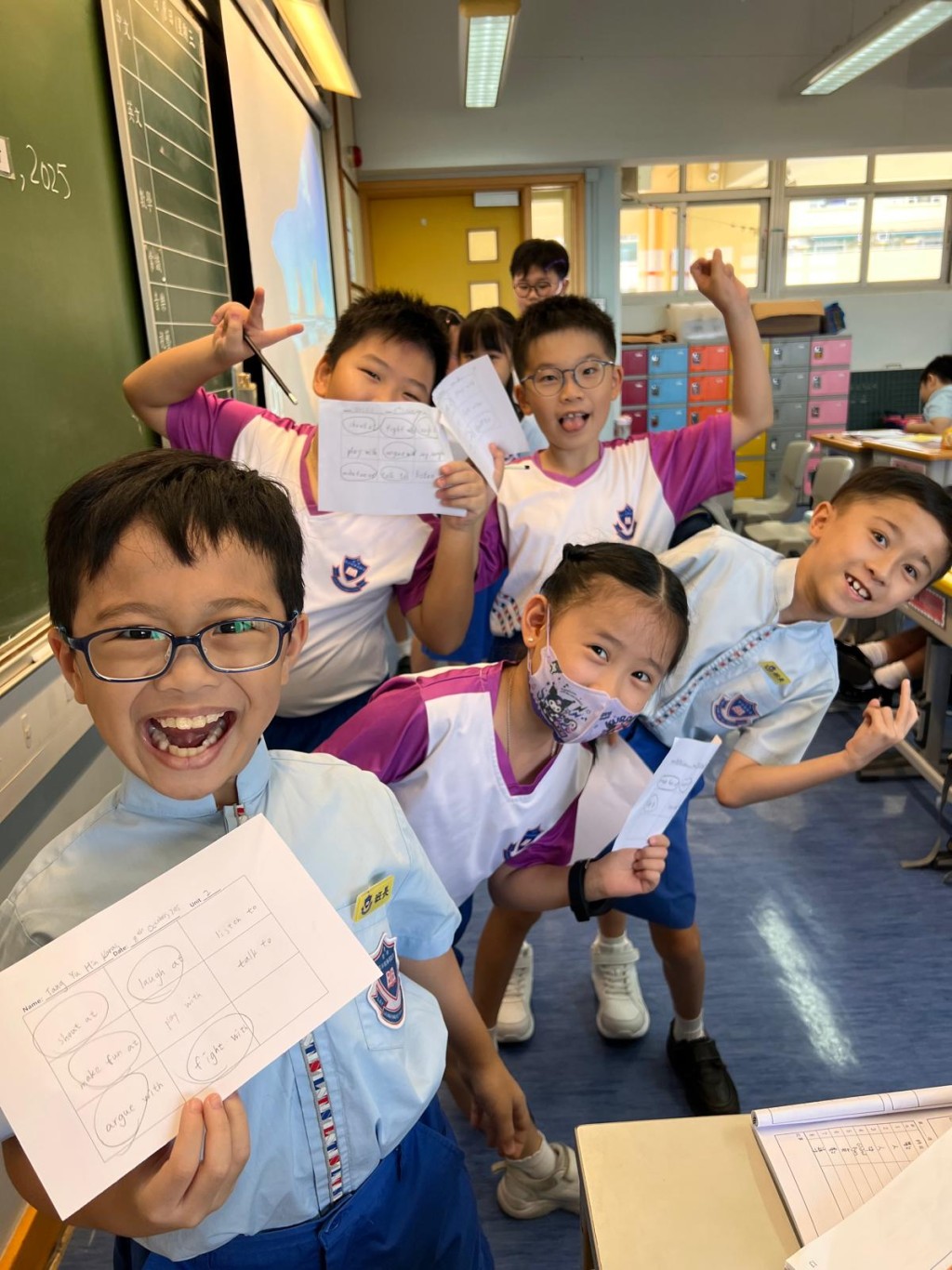 2026教育趨勢│全校取消默書的樂善堂梁銶琚學校（分校），同學仔興趣展示學習成果。（圖片來源：受訪學校提供）