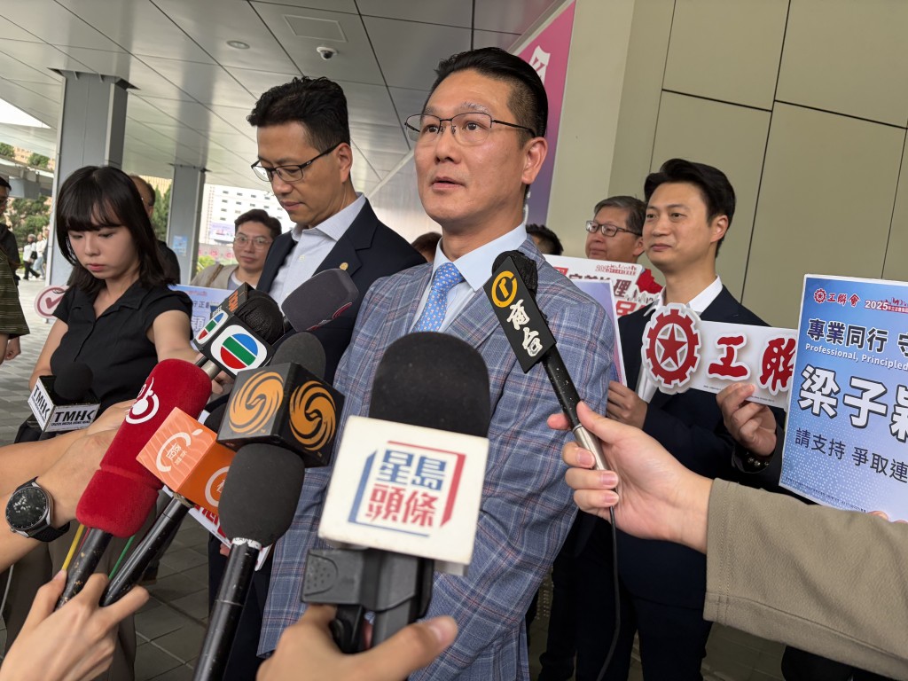 由勞工界「轉跑道」至選委界的梁子穎透露自己已取得19張提名票。 由勞工界「轉跑道」至選委界的梁子穎透露自己已取得19張提名票。