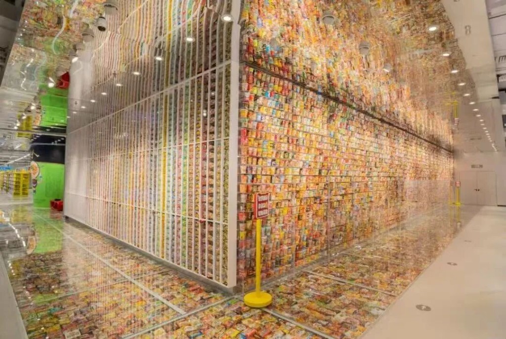 長沙「零食王國」大如30籃球場，滙聚6500品牌超過4萬款零食。文旅湖南