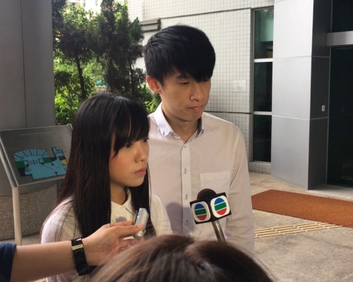 游蕙禎(左)及梁頌恆。梁銘姿攝