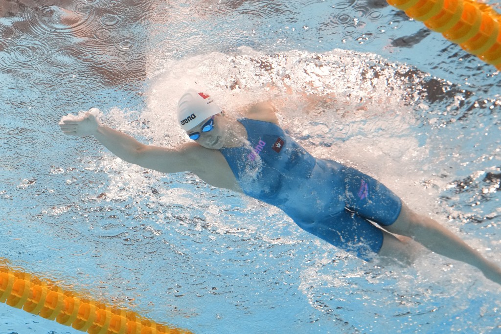 主項自由泳的Siobhan在今屆世錦賽取得驕人成績, 為巴黎奧運打下強心針. AP資料圖片
