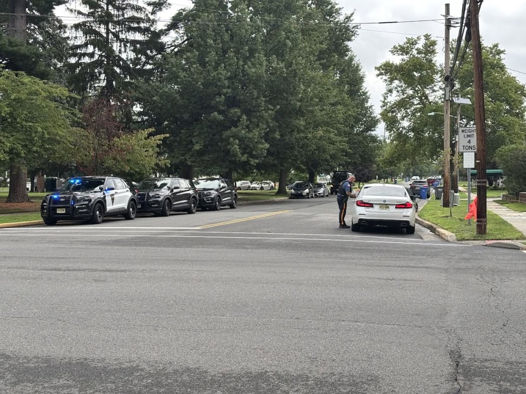 其他警員接獲通報後攔截開罰。fb / Dunellen Borough Police Department