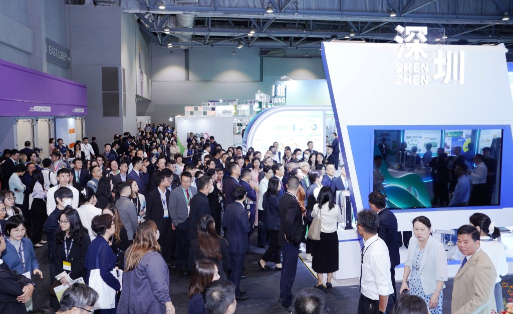 國際環保博覽共吸引來自13個國家及地區約340家展商，逾11,000買家參觀採購。