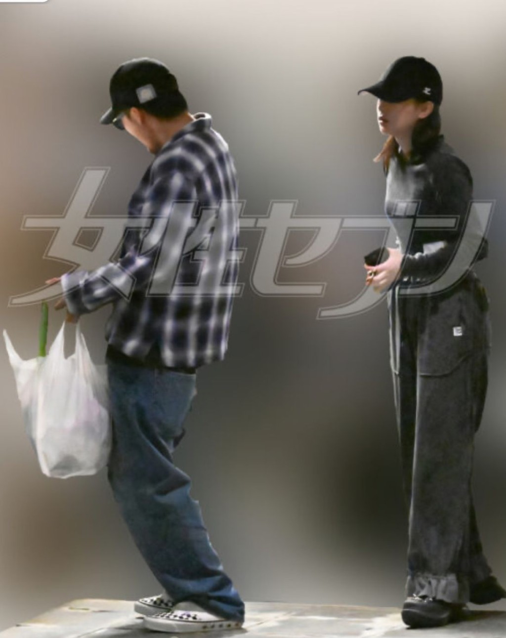 伊藤健太朗今日被爆暗撻出口夏希半年。