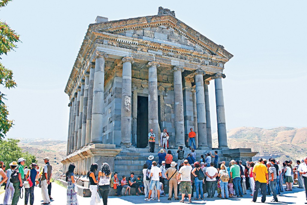 加尼神庙是亚美尼亚以至前苏联地区唯一的希腊罗马式列柱建筑。