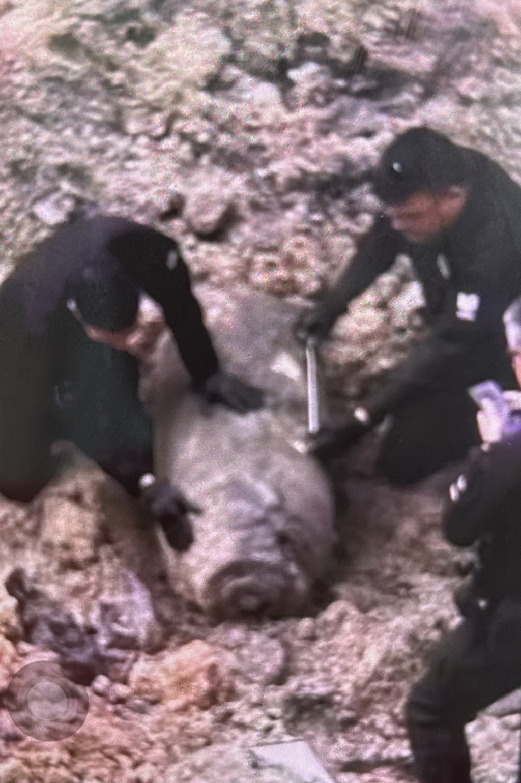 警方指今次發現的炸彈為第二次世界大戰美軍標準的空投炸彈，型號為ANM65，重約1000磅。