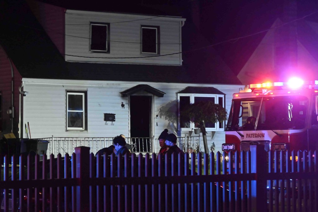 新澤西州房屋大火奪5命，2成人與3童喪生。路透社