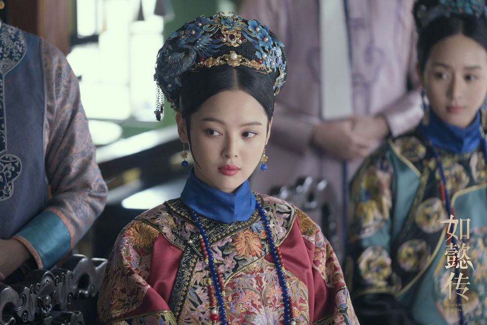 辛芷蕾2017年凭宫斗剧《如懿传》嘉妃金玉妍一角，成功令观留有刻印象。