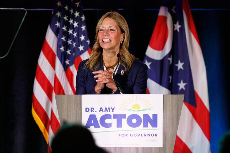 民主党籍州长候选人阿克顿险遭袭击。美联社