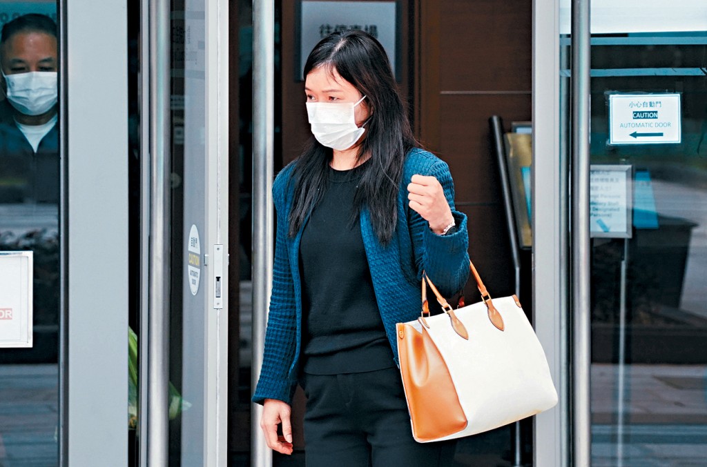 酒樓女董事黃朋珍否認僱用不可合法受僱的人罪。