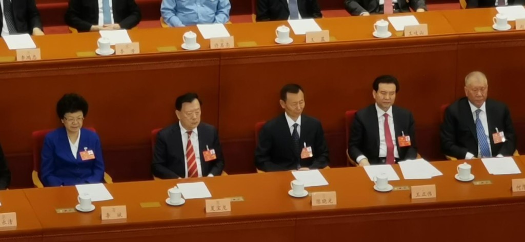 李斌(左)接替夏寶龍(左二)擔任全國政協秘書長。 楊浚源攝