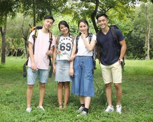 Jacky、黃淑蔓、東東、Ian