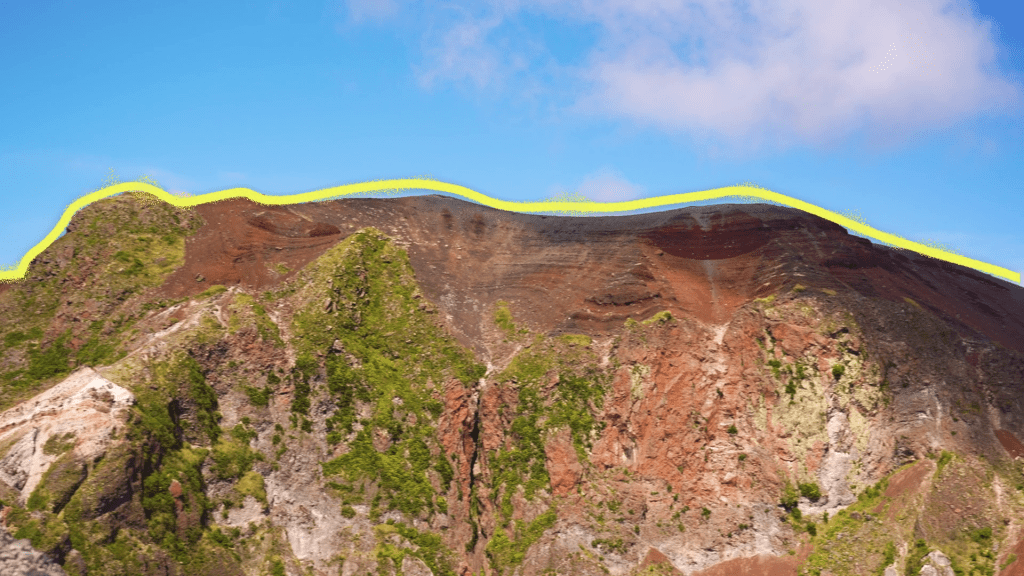 Mt. Tarawera 全程为 3.5 公里，需时约 2 至 3 小时。