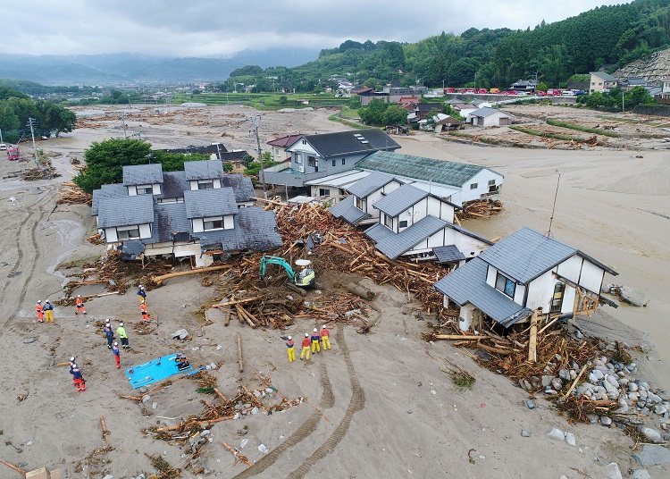 超過1700人無家可歸。AP圖片