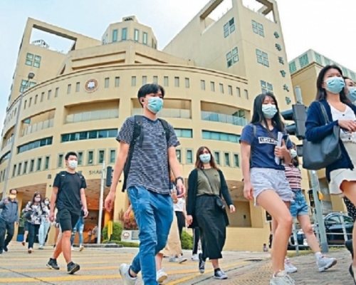 各院校就畢業生的薪酬進行調查。