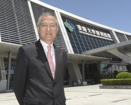 盧寵茂表示，港大深圳醫院可處理居粵醫管局病人診症服務。 資料圖片

