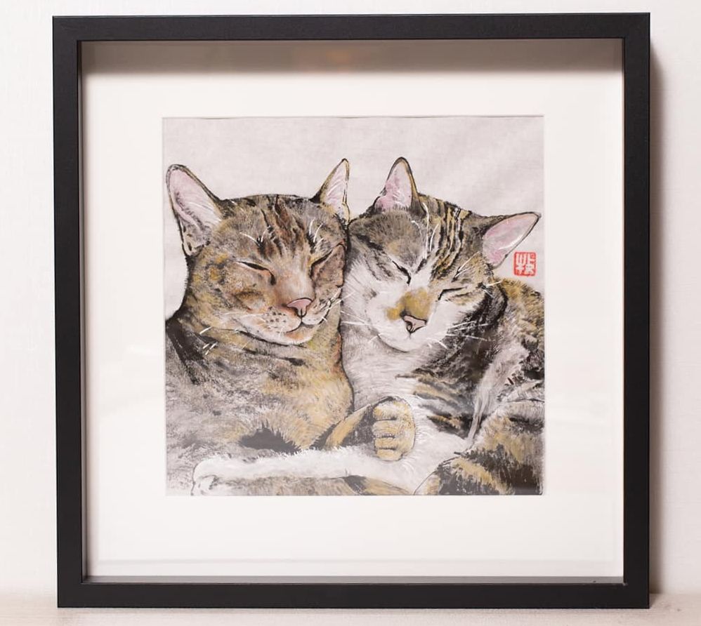 这幅名为《相亲相爱》的画作,尽显猫猫间的情谊。