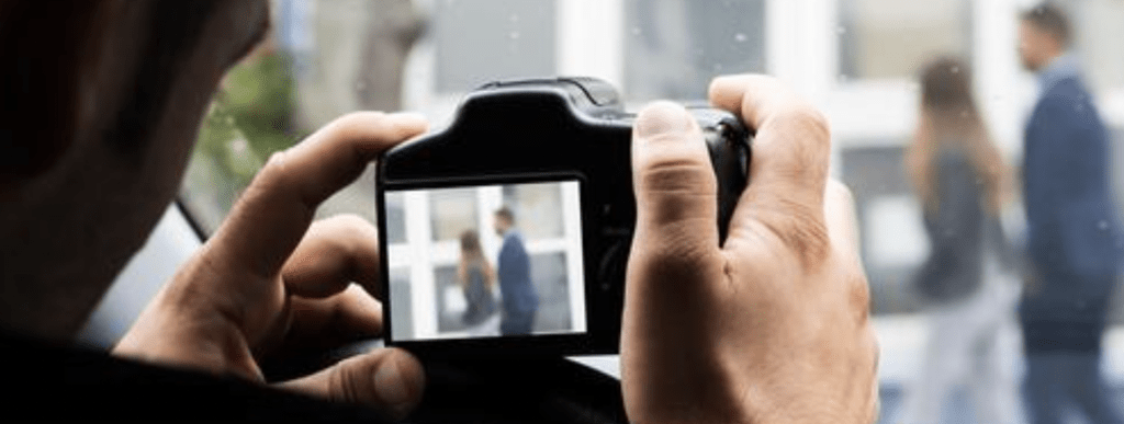 一名58歲婦女長期懷疑丈夫外遇，先委託私家偵探追蹤行蹤，最終夥同女婿在餐飲場所內施襲。Alamy示意圖