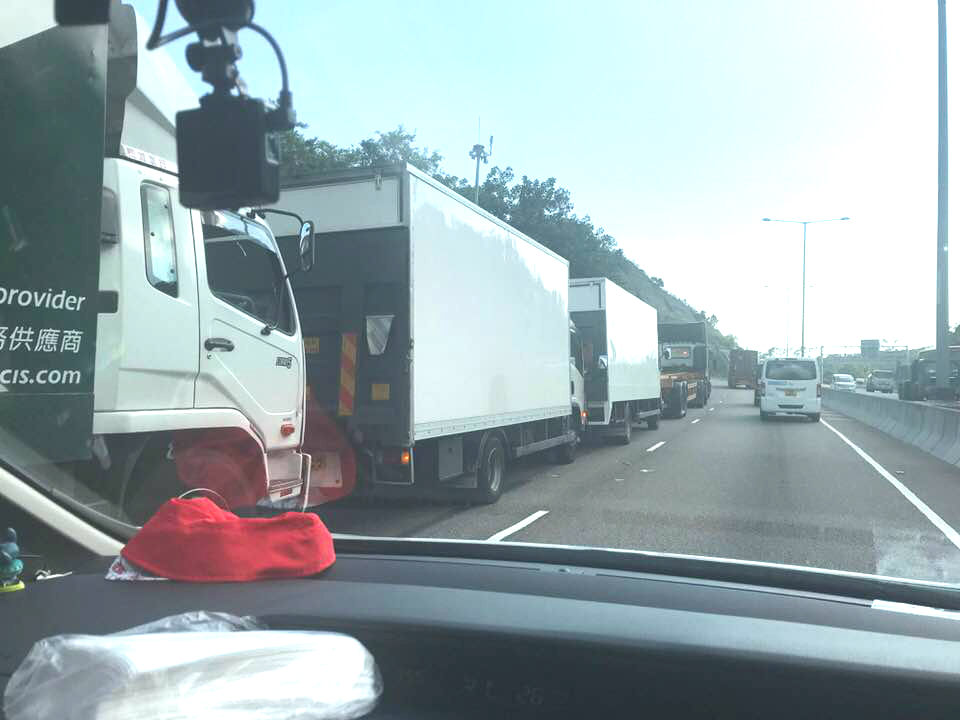 屯門公路車禍。網民Rainbow Lam 圖片
