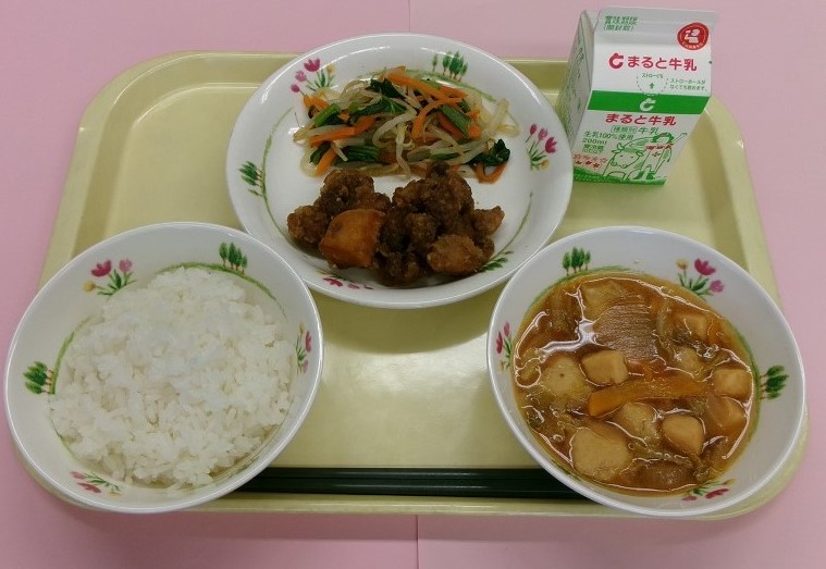 富山县10月7日营养午餐。  @tonami_city / X