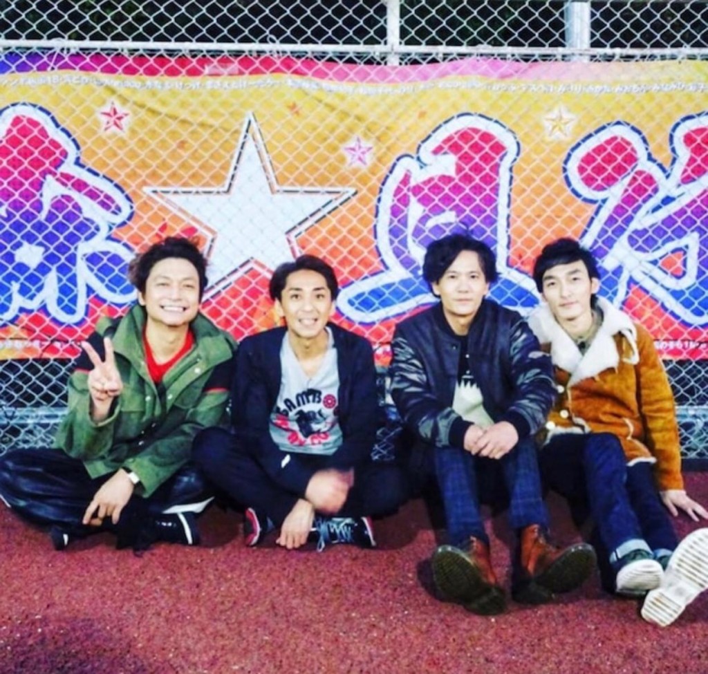 香取慎吾在社交平台分享與森且行、草彅剛及稻垣吾郎的舊合照恭賀舊隊友。