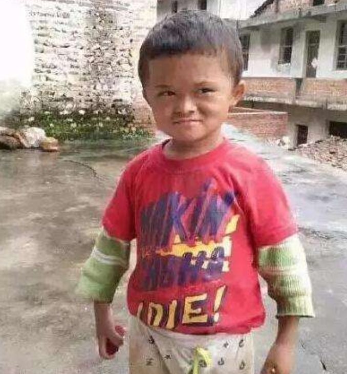 江西吉安市石馬鎮12歲男孩范小勤。