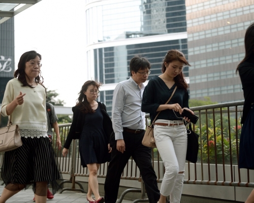 公務員事務局就延長公務員的退休年齡諮詢期至4月30日。資料圖片